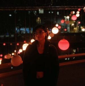 Meet your posher, Dama